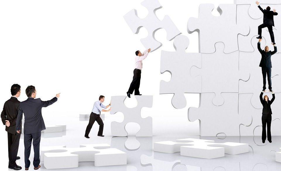 cropped_business_teamf